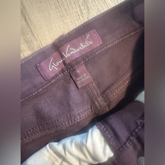 NWT Gloria Vanderbilt Amanda Original Slimming Jean Size 4 Average - Picture 3 of 6
